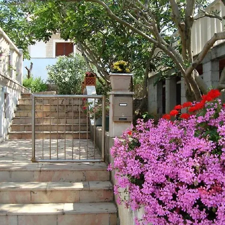 Apartment Jagoda - Next To The Sea